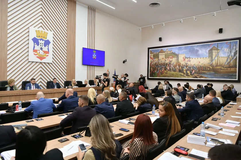 PSG: MMF Beograd bütçesi üzerinde denetim uygulaması şehir yönetimi için siyasi bir yenilgi