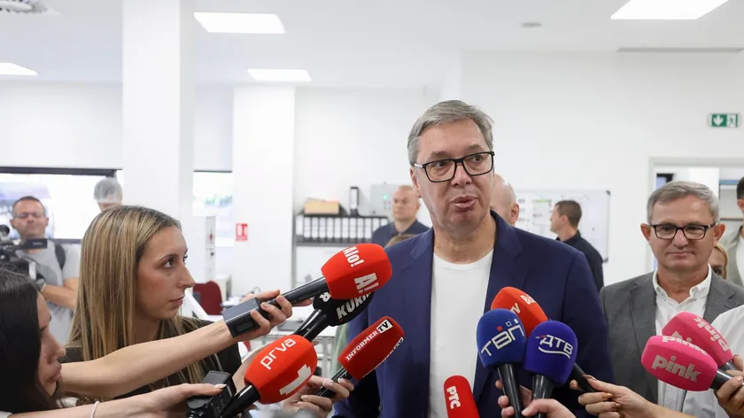 Sırbistan Cumhurbaşkanı Aleksandar Vučić, yerli ekonomiklere subvensiyonları kullanmaları çağrısında bulundu.