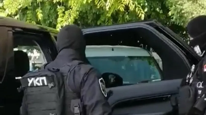 Beograd'ta bir adam şüpheli olarak dinlendirildi.