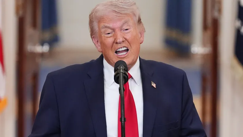 ABD Başkanı Trump İran ile anlaşma olmazsa ülkeyi havaya uçuracaklarını açıkladı