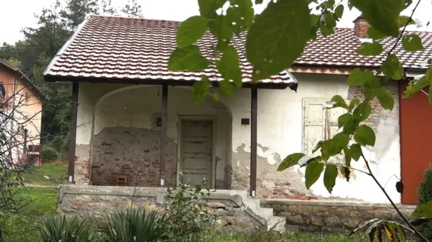 Sırp şarkıcısı Goce Stojićević'in doğum yeri olan Blagojevo Kamen köyü terk edilmiş bir halde.