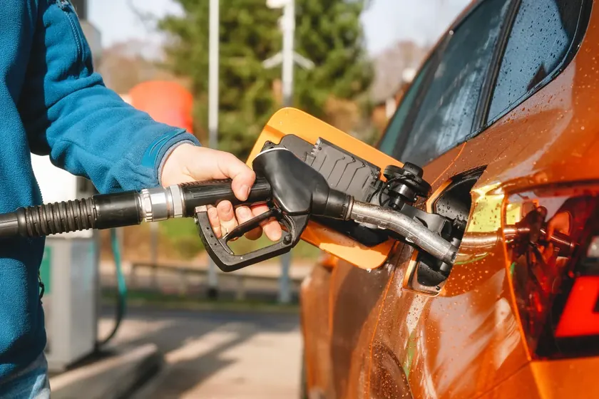 Sırbistan'da akaryakıt fiyatları güncellendi dizel zamlandı benzin sabit kaldı