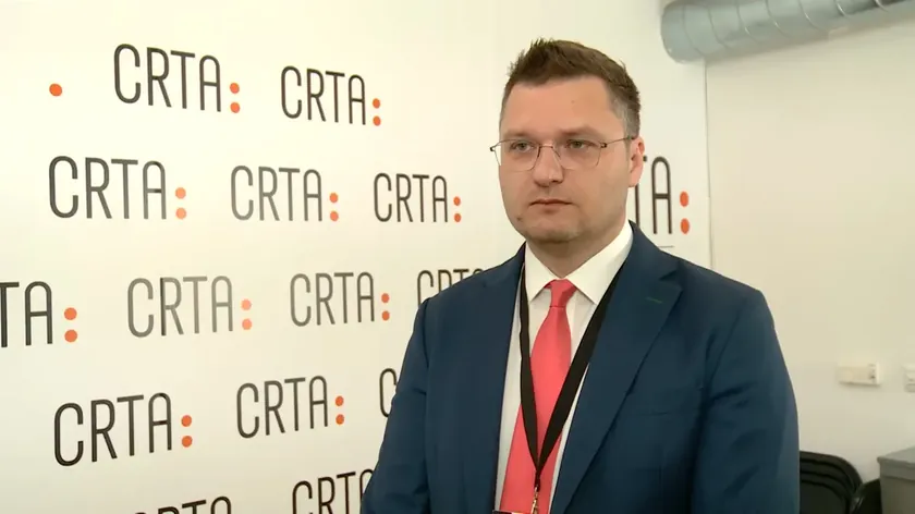 Sırbistan'da Seçim Yasası Değişiklikleri Tartışılıyor: Seçmen Listesi Revizyonu İçin İrade Yok