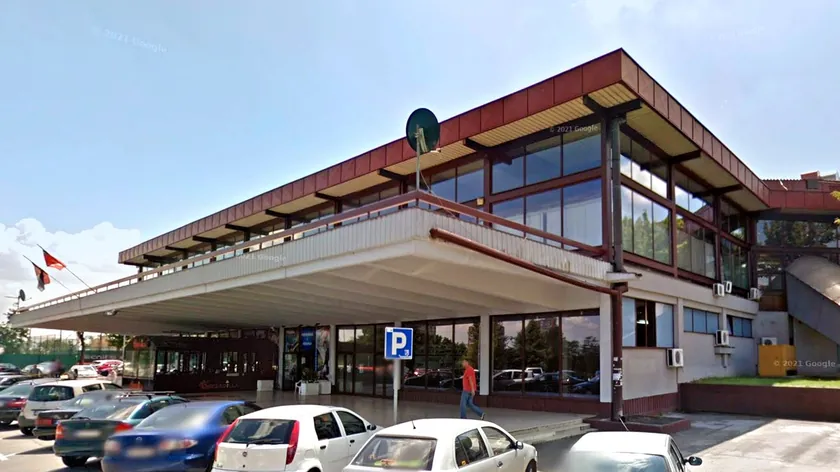 Sırbistan'ın başkenti Belgrad'daki "11. Nisan" yüzme havuzunun yeniden inşa edilmesiyle ilgili haberler yayımlandı.