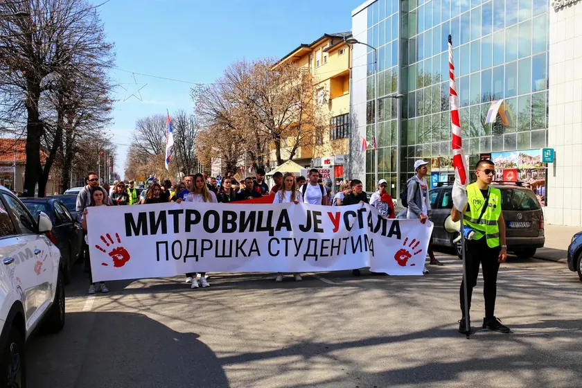 Sırbistan Sremska Mitrovica'da 'Detoks Srem' protestosunun yıl dönümü düzenleniyor