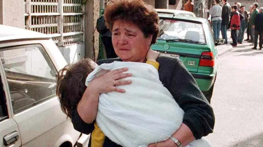 Sırbistan'da 1999 NATO Bombardımanının İlk Anları Acı Anılarla Anıldı