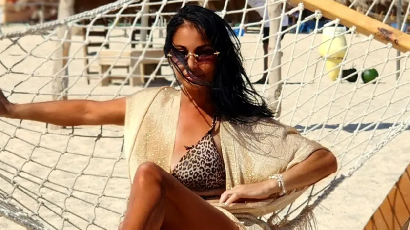 Sırp şarkıcısı Tina Ivanović'in oğlu Danijela ile yaşadığı zorluklar