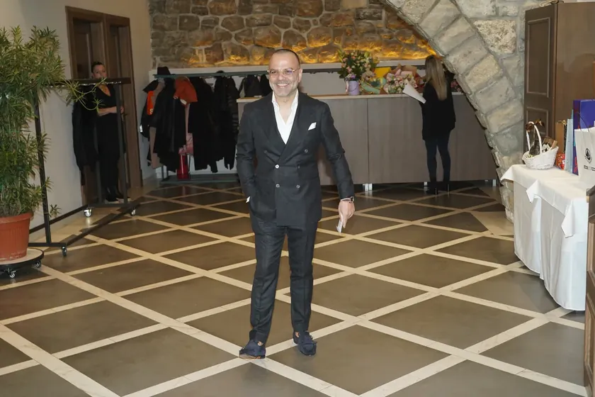 Sırp Şarkıcı Darko Lazic, Eski Eşinin Kocasıyla Aynaroz'a Gitti