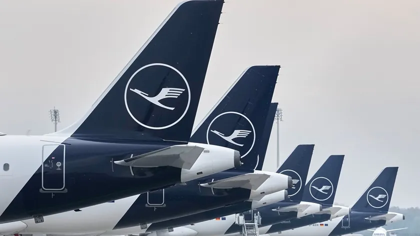 Alman hava yolu şirketleri uçuş kesintilerini önlemek için yakıt önlemleri talep etti