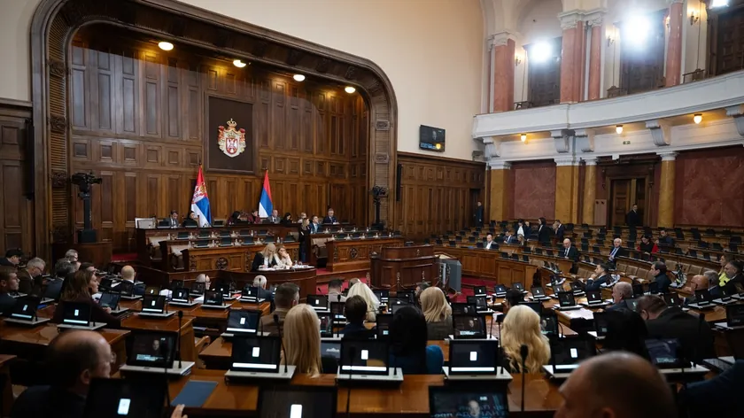 Sırbistan Parlamentosu "Beograd Su Üzerinde" Projesi İçin Ekspropriasyon Yasasını Tartışıyor