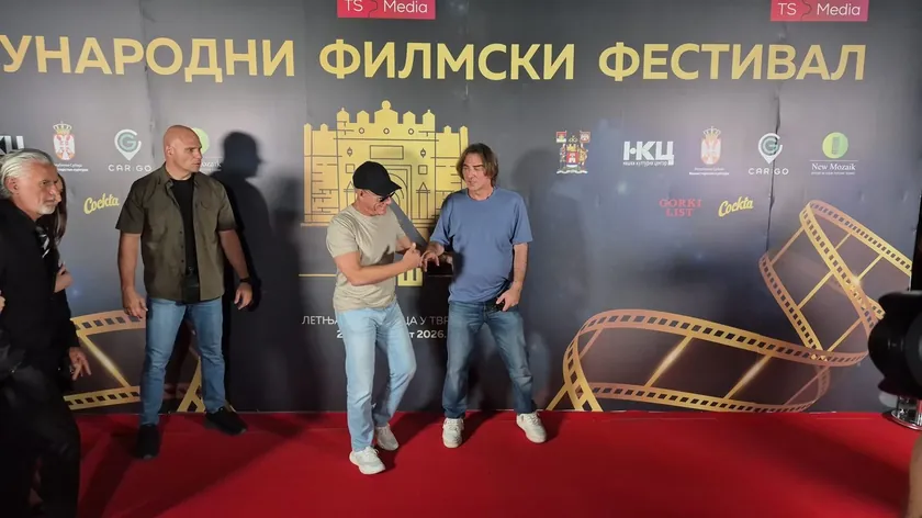 Žan Klod Van Dam vecera Niş'te yeni filmi "Jardinier"'in bölgesel galasına katıldı.