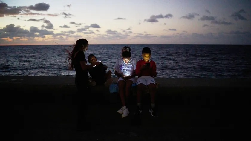 ABD Ablukası Nedeniyle Küba Genelinde İkinci Kez Büyük Elektrik Kesintisi Yaşandı