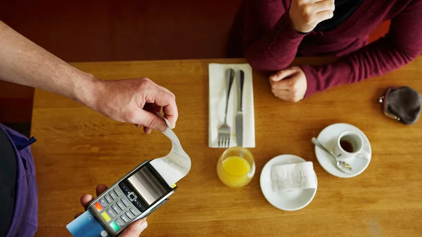 Hırvatistan Kıyılarında Sezon Öncesi İçecek Fiyatları Büyük Şaşkınlık Yarattı