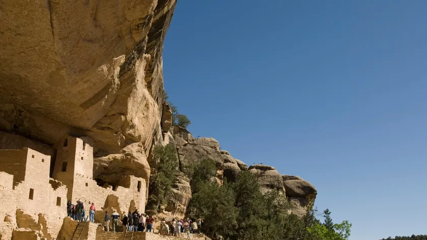 Mesa Verde, Amerika'da bulunan eski bir yerleşim yeri dünyanın en etkileyici arkeolojik alanlarından biri olarak kabul ediliyor.