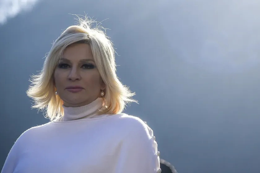 Sırbistan'da demiryolu ihalesinde Çinli firmaya yüzde 15 komisyon e-postaları ifşa oldu.