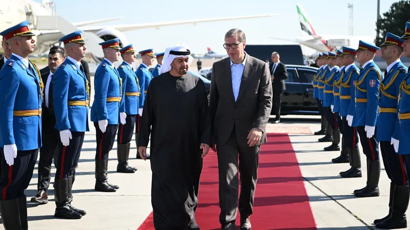 Sırbistan Cumhurbaşkanı Aleksandar Vučić, Birleşik Arap Emirlikleri Başkanı Şeyh Muhammed bin Zayed Al Nahyan'ı Beograd Havalimanı'ndan uğurladı.