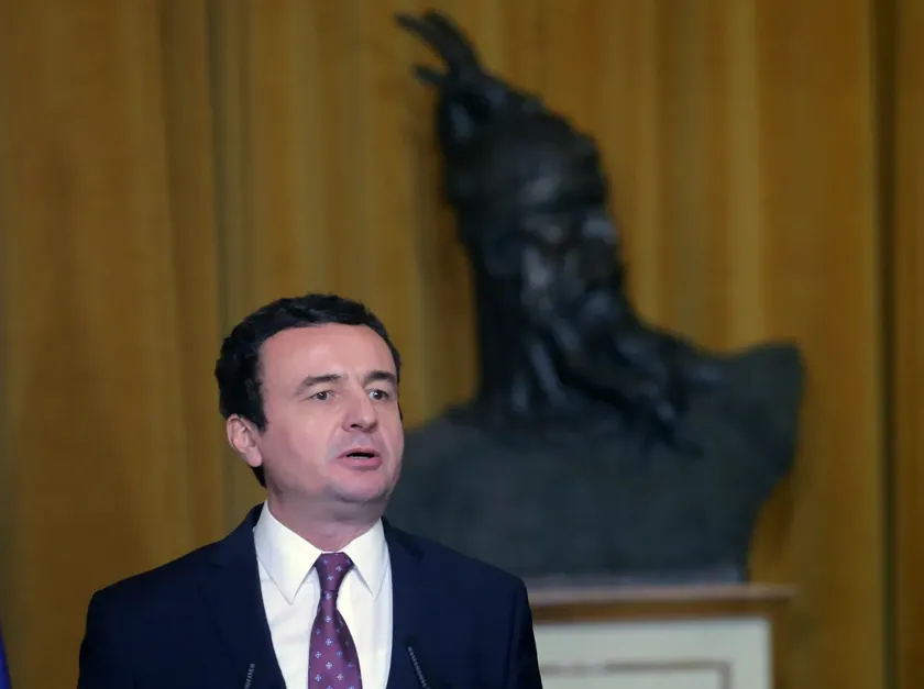 Kosova'da yeni hükümet seçildi, Albin Kurti kabinesi 20 bakanla göreve başladı