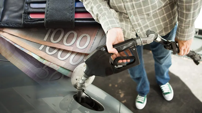 Sırbistan hükümeti petrol ürünlerinde yüzde 25'lik akaryakıt vergisi indirimini 8 Kasım'a kadar uzattı