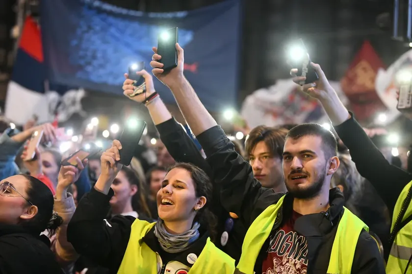 Sırbistan Valjevo'da Öğrenciler Polis Şiddetine Karşı Geniş Katılımlı Büyük Protesto Gerçekleştirecek