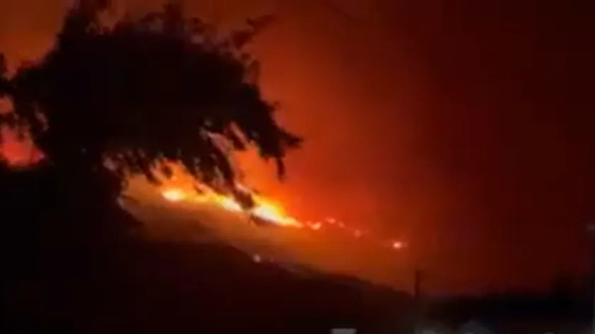 Krit'te büyük bir yangın tehdidiyle karşı karşıya kaldı.