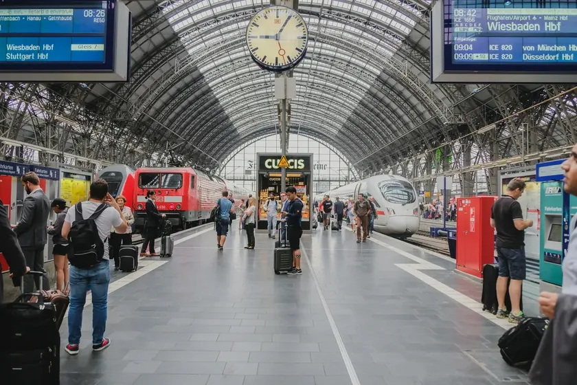 Hırvatlar Yurt Dışı Yaşam Deneyimlerini Paylaştı: Almanya'da Huzur, Amerika'da Zorluklar