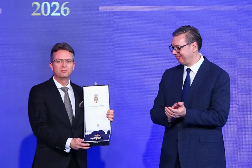 Sırbistan Cumhurbaşkanı Vuçiç, Çok Sayıda İsme ve Kuruma Devlet Nişanı Takdim Etti