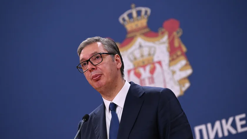 Sırbistan Cumhurbaşkanı Aleksandar Vučić bugün "Srbija" Sarayında BM Hareketleri'nin 65. yıl dönümünü kutlayan anma toplantısına katılan ülke temsilcilerleriyle bir dizi ikili görüşme yapacak.