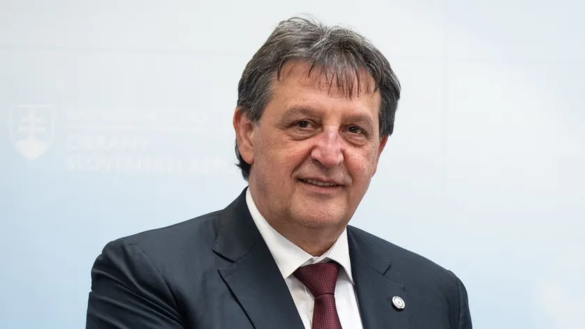 Sırbistan Savunma Bakanı Bratislav Gašić'ten Blic Gazetesi'ne 30. Yıl Tebrikleri