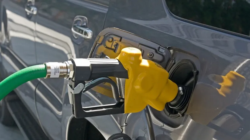 Sırbistan'da yeni nesil benzin "Nexa 95" ile otomotiv endüstrisinde devrim yaşanıyor.