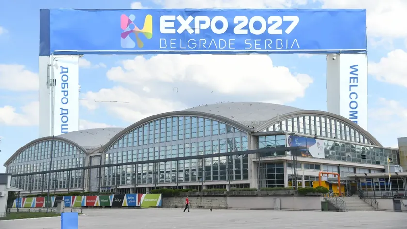 Pijanista, EXPO 2027 için mural yapmayı reddetti.