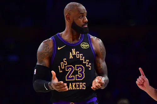 LeBron James, kariyerinde ilk kez "otpisan" olabilir: NBA kuralları tehlikede
