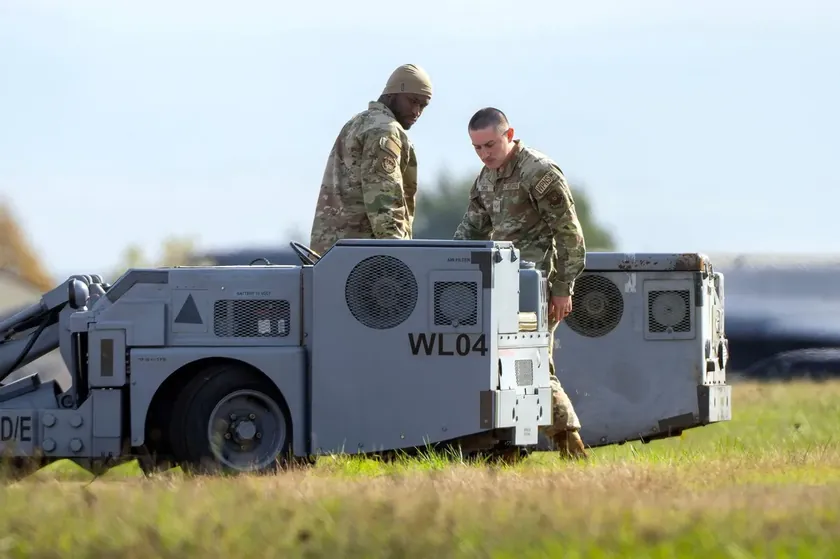 Britanya'da ABD'ye ait üs yakınında beş kişi gözaltına alındı, İran bağlantısı araştırılıyor