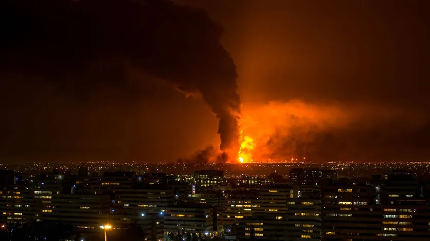 İsviçre İran'a yönelik saldırılar gerekçesiyle Amerika'ya silah ihracatını askıya aldığını bildirdi