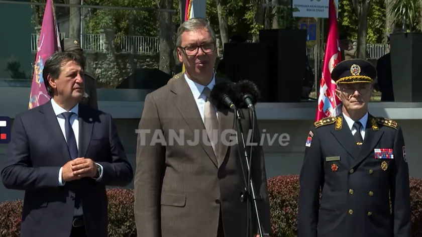 Sırbistan Cumhurbaşkanı Aleksandar Vučić, Amerikan tarife kaldırılmasına ilişkin açıklamalarda bulundu.