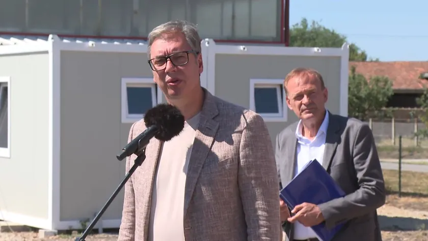 Sırbistan Cumhurbaşkanı Aleksandar Vučić, önümüzdeki seçimler için Sırp İlerleme Partisi (SNS) listesine matematikçi Stojan Radenović'in katılacağını belirtti.