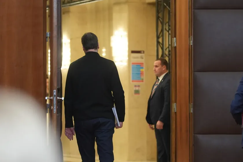 Sırbistan'da Vučić rejiminin düşüşü için muhalefet ve AB'den kritik adımlar bekleniyor