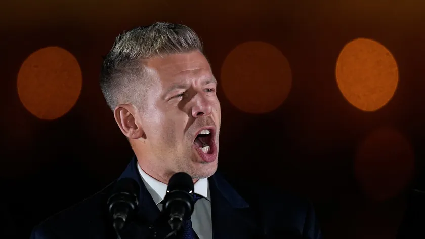 Macaristan seçim galibi Mađar, Drujba petrol boru hattı için çağrı yaptı