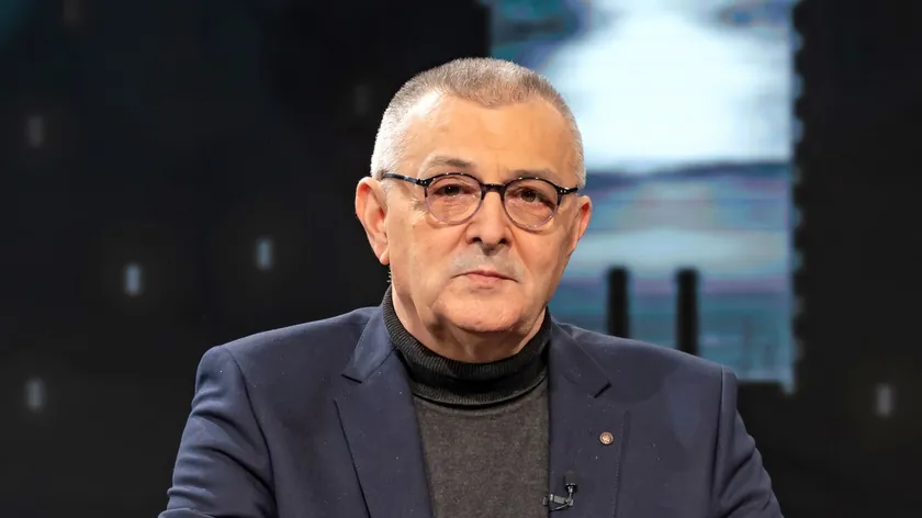 Sırbistan'da Eski Cinayet Masası Şefi Popović, Rüşvet ve Tehdit İddialarını Açıkladı