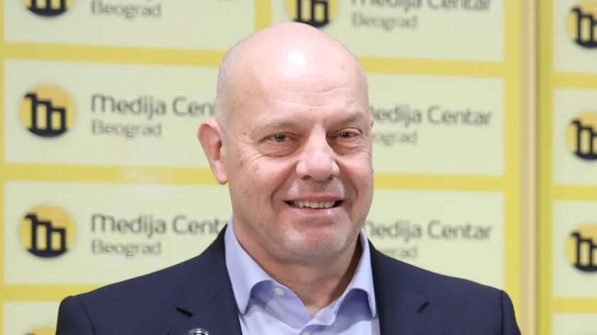 Sırbistan'da Aleksandar Paviç 'Mi - snaga naroda' hareketindeki görevlerini bıraktı