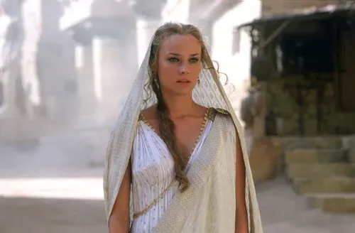 Dajana Kruger, "Troja" Filminde Bir Oyuncunun İle Arasındaki Tartışmayı Açıkladı
