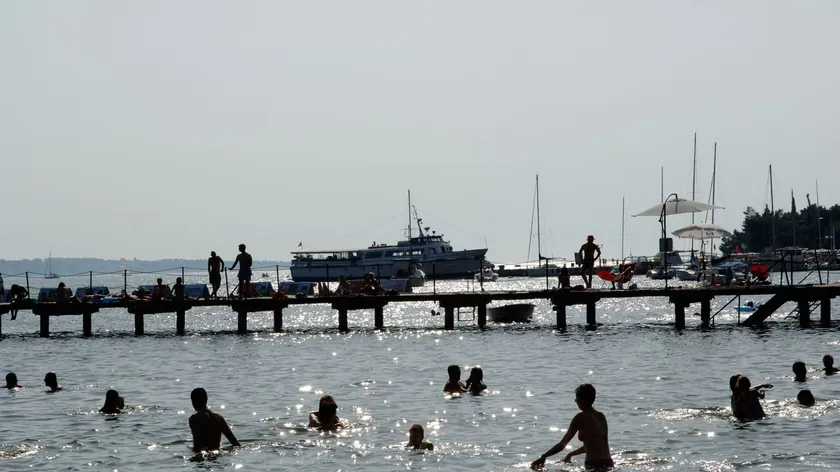 Portorož'da yakıt dökülmesi nedeniyle ana plaj kapatıldı.