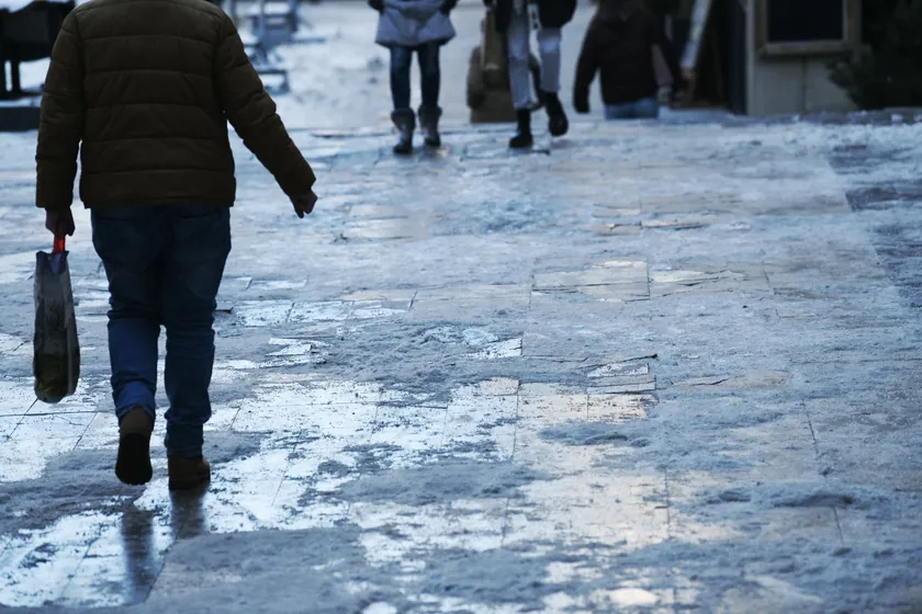 Sırbistan’da Buz Kesen Gece: Kar ve Dondurucu Yağmur İçin Yeni Uyarı!