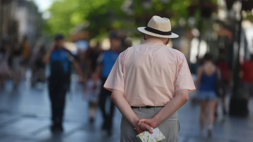 Bilim İnsanları ve Psikologlar Mutluluğun Zirvesine 70 Yaşında Ulaşıldığını Belirtti