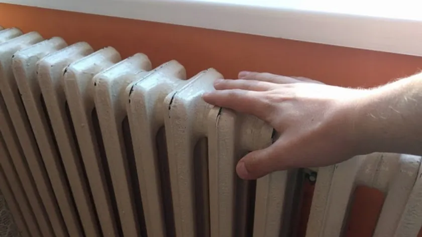 Sırbistan Kragujevac'ta ısıtma tekrar başlıyor: Kar, dolu ve ani soğuk hava planları değiştirdi.