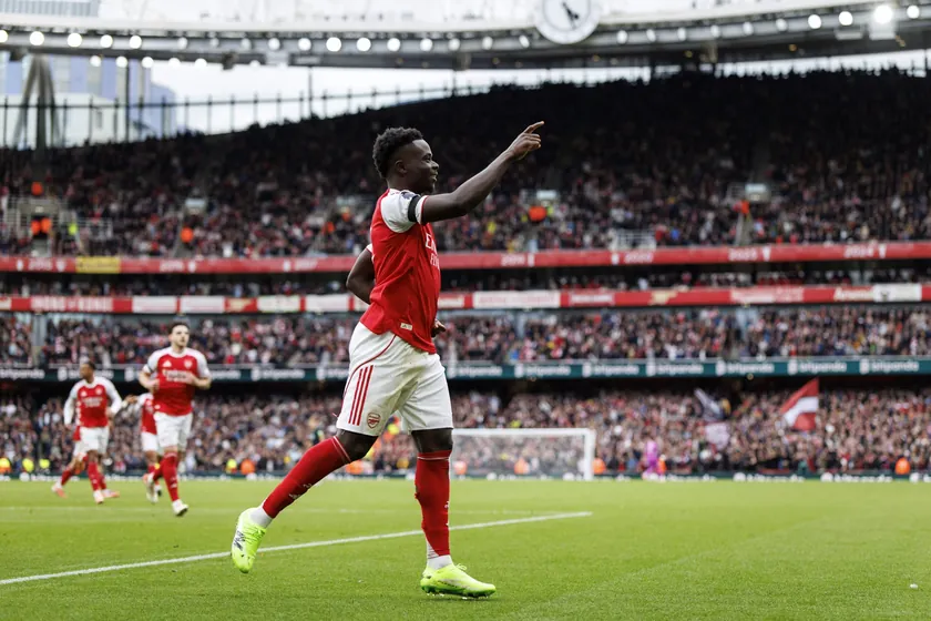 Arsenal, Bukayo Saka ile uzun vadeli sözleşme imzaladı