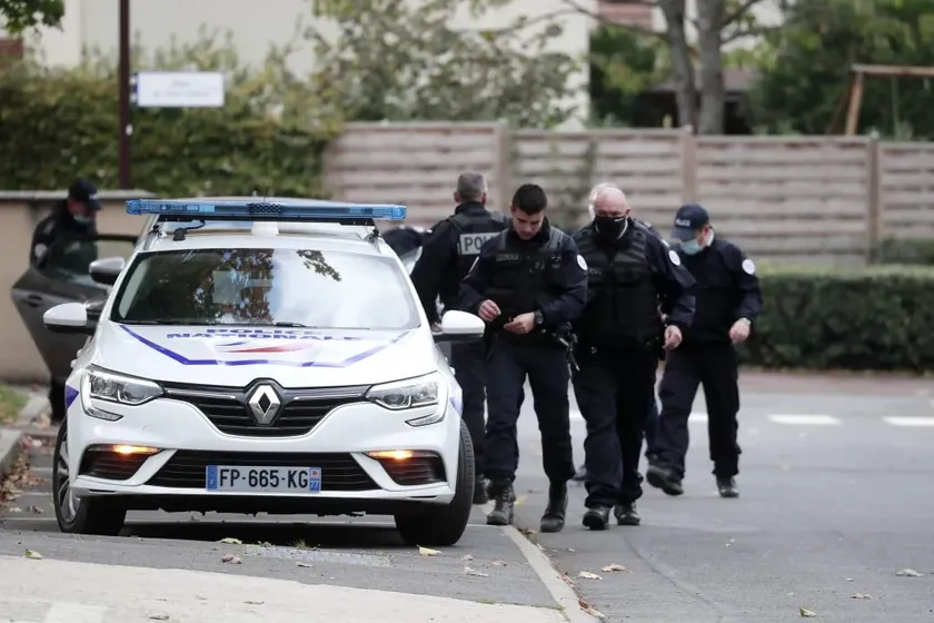 Bosanac 32. kez Fransa'da mahkemede durdu Süpermen'in Jüpiter'den gelen oğlu olduğunu iddia ediyor