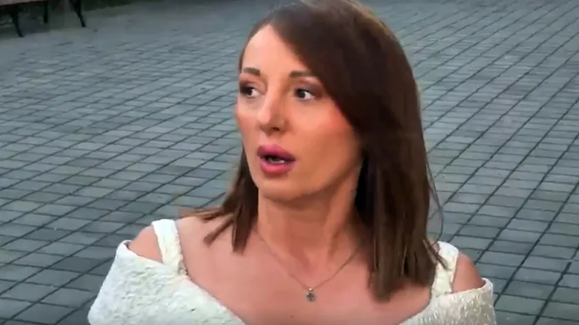 Sırp şarkıcısı Nela Vidaković, anne olma yolculuğunda yaşadığı zorlukları açıkladı.