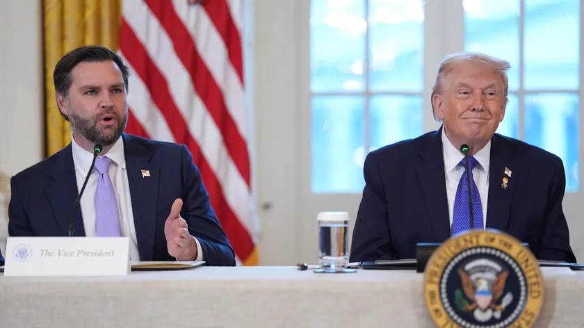 ABD Başkan Yardımcısı Vance, Trump'a İran savaşı konusunda tavsiyelerini açıklamayı reddetti