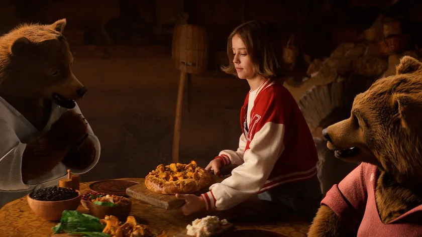 Sırbistan'ın Belgrad kentindeki mts Dvorana Maşa ve Ayı Karnavalına Hazırlanıyor