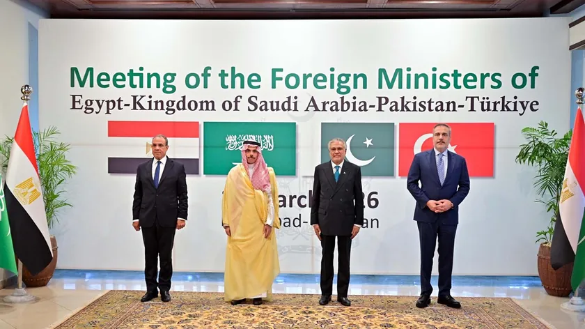 Mısır Pakistan Suudi Arabistan ve Türkiye Ortadoğu'da Yeni Askeri İttifak Kuruyor